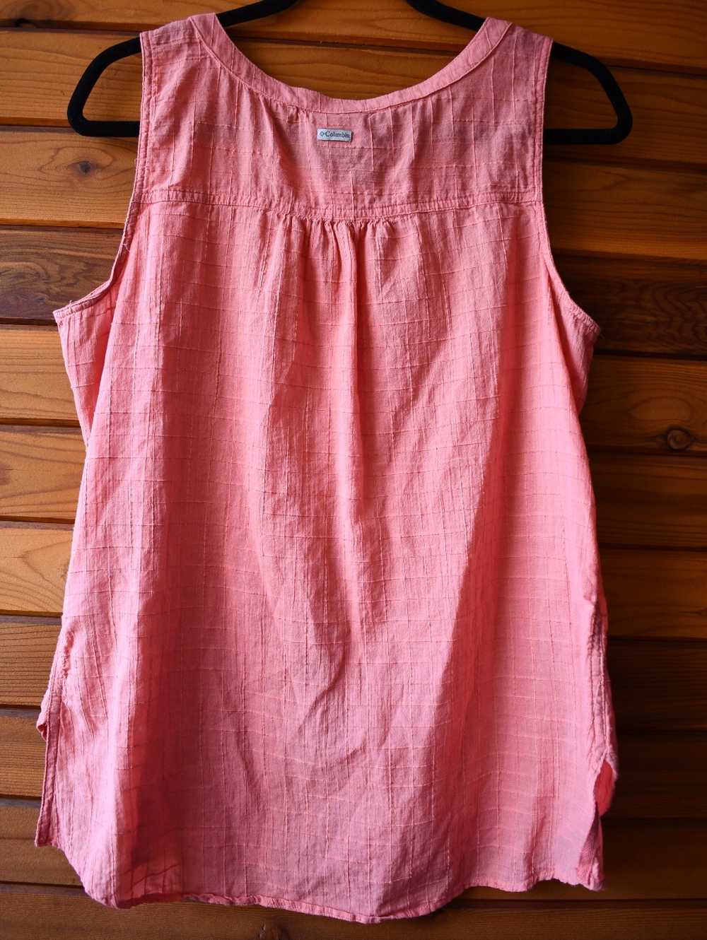 Columbia Women's Coral Sleeveless Cotton Button Up Tank Top Lightweight